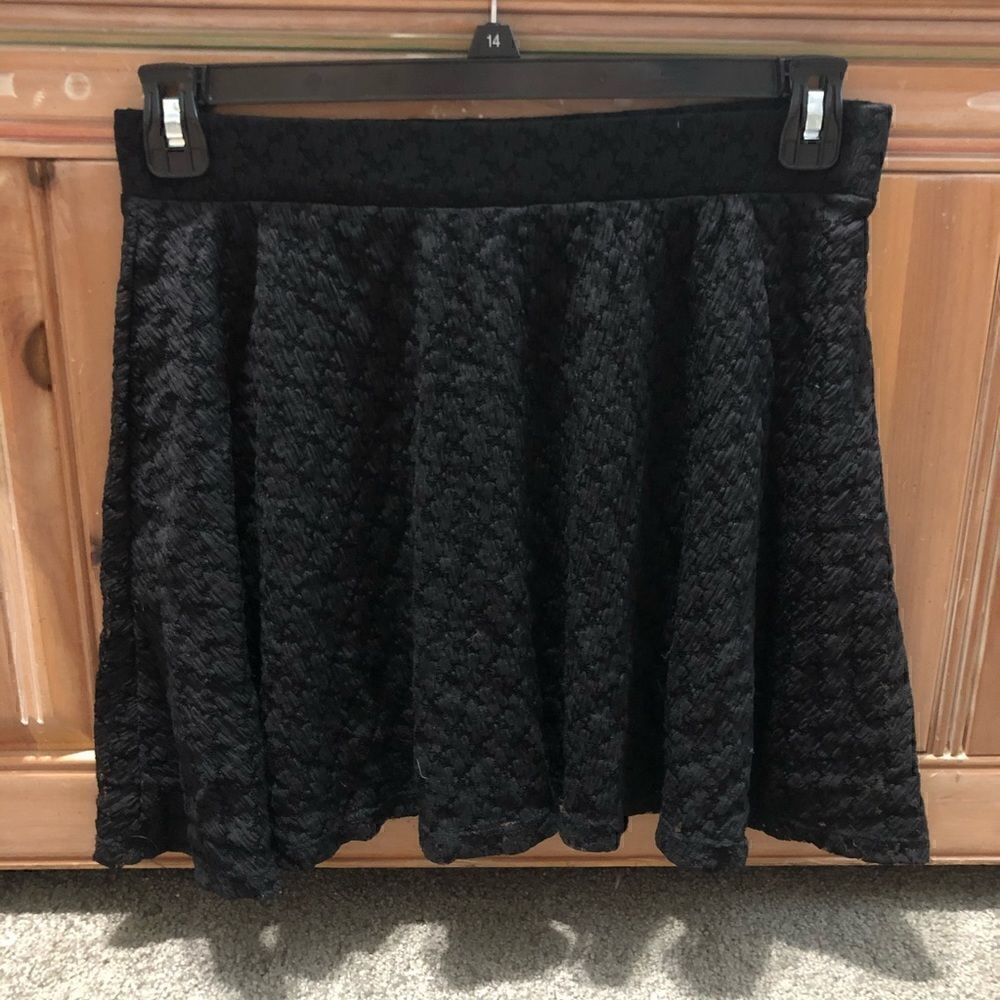 Forever21 black skirt